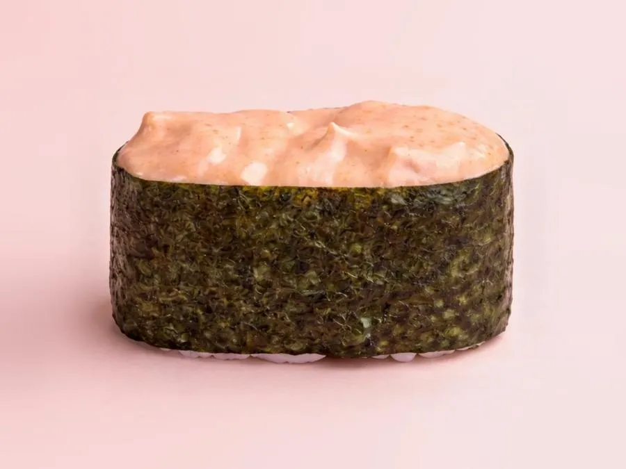 Гункан спайси лосось